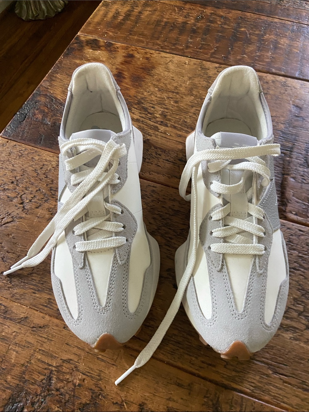 New Balance 327 white and Light Gray Retro Runner Sneakers - Picture 2 of 6
